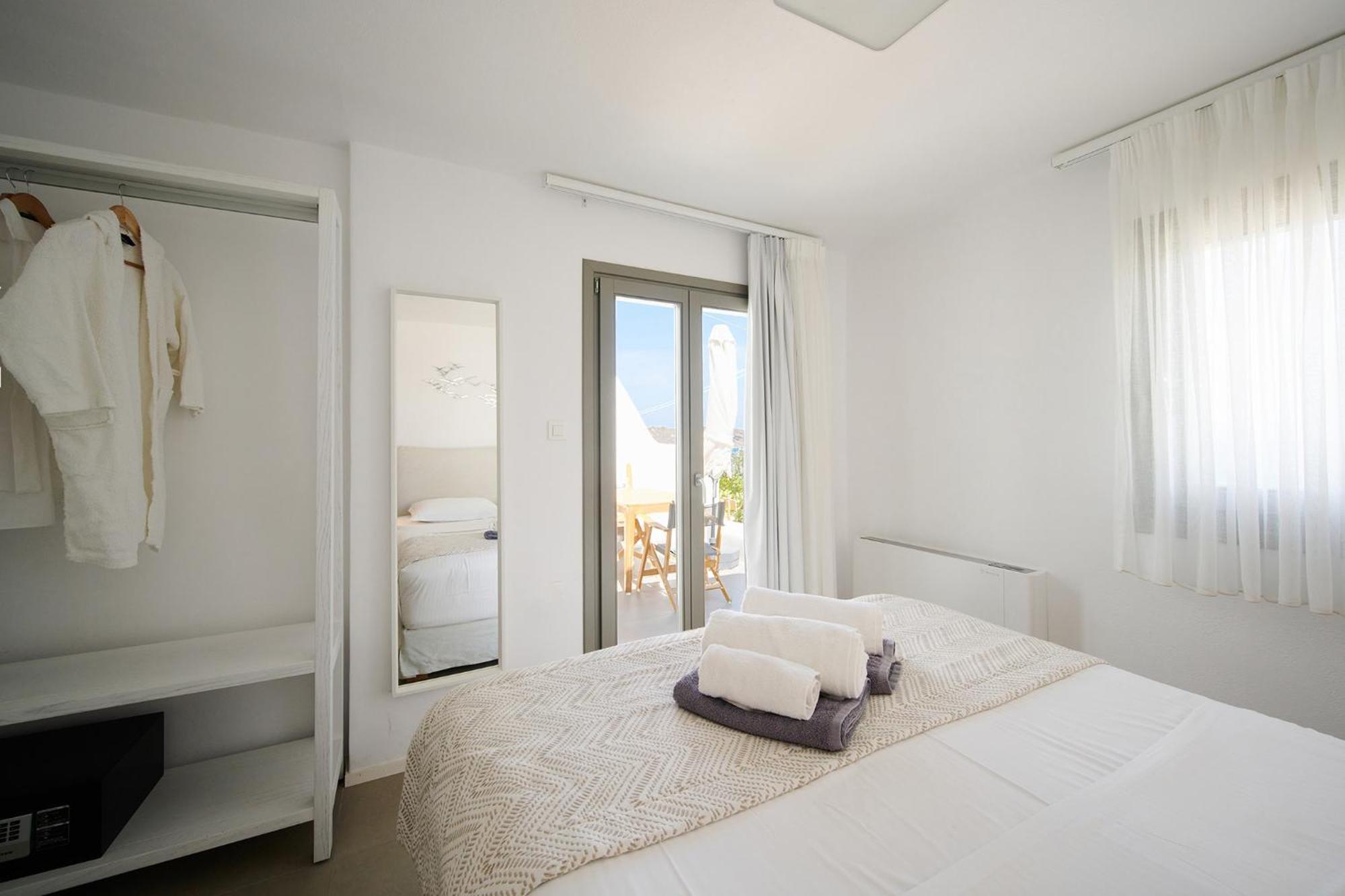 Kymo Luxury Suites Paros Kolimbíthresz Kültér fotó